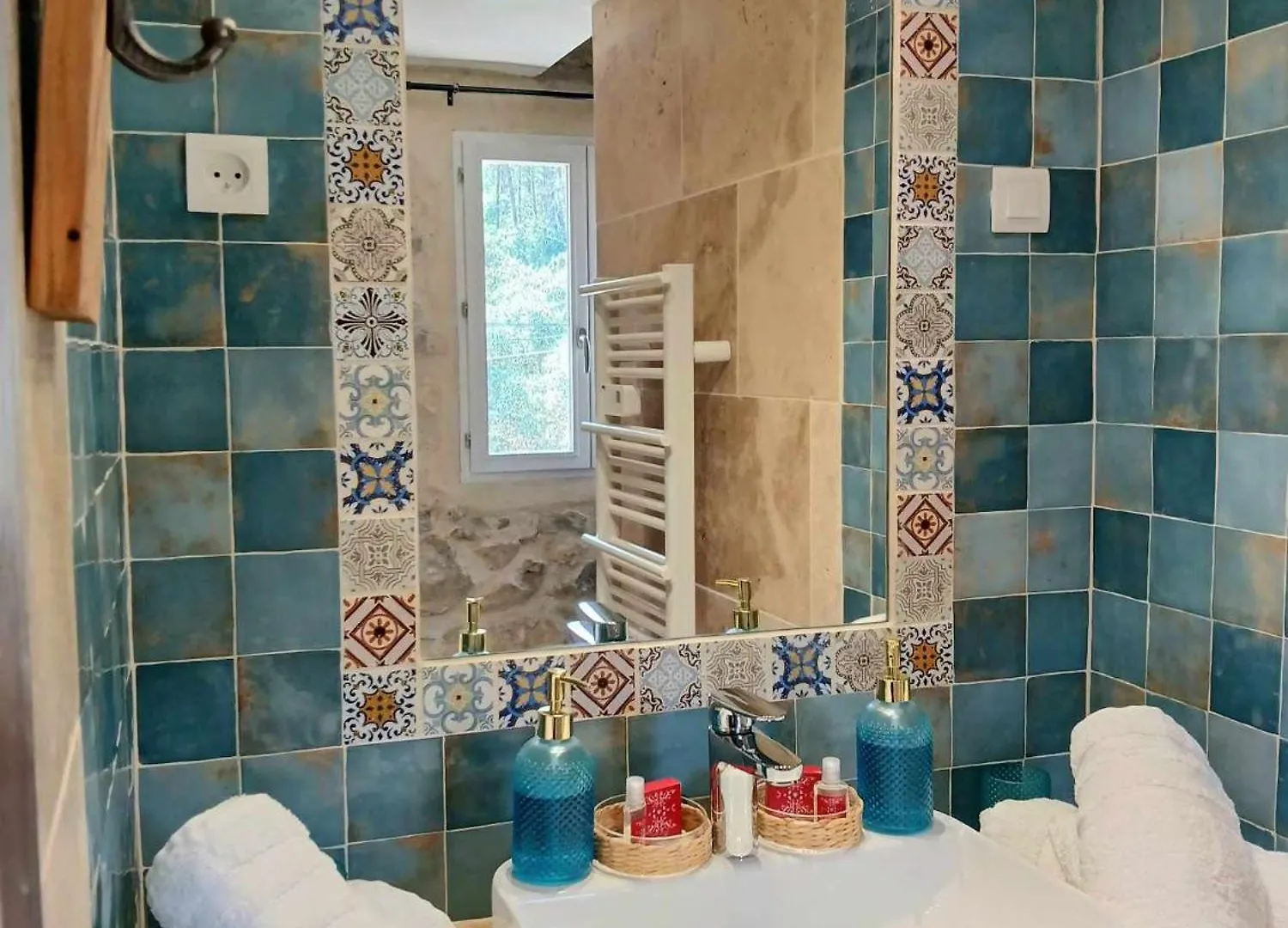 Mas Leblanc Des Alpilles Bed & Breakfast Saint-Etienne-du-Gres