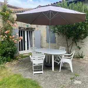 Pour 4 Personnes Au Sabathé Couette-café Saint-Mezard